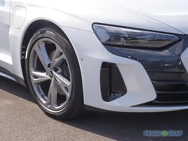 Audi e-tron GT