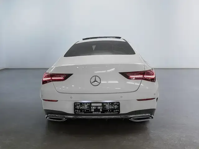 Mercedes-Benz CLA 180