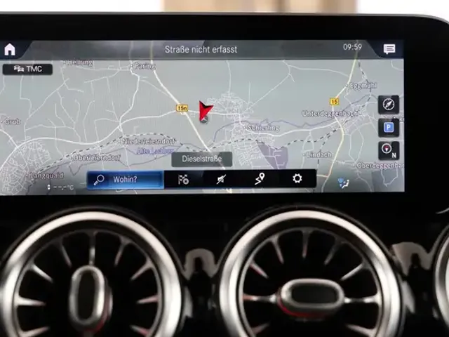 Mercedes-Benz GLB 200