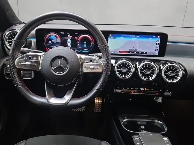 Mercedes-Benz CLA 250
