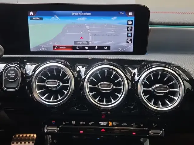 Mercedes-Benz CLA 250