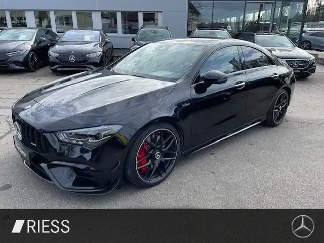 Mercedes-Benz CLA 45 AMG