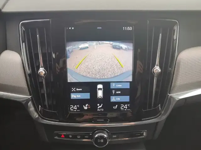 Volvo V90 Cross Country