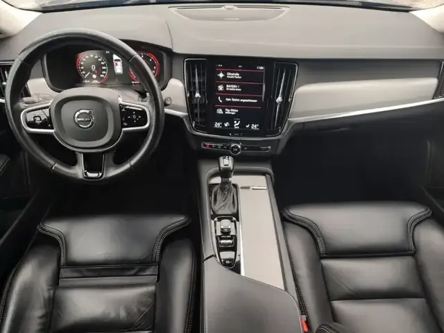 Volvo V90 Cross Country