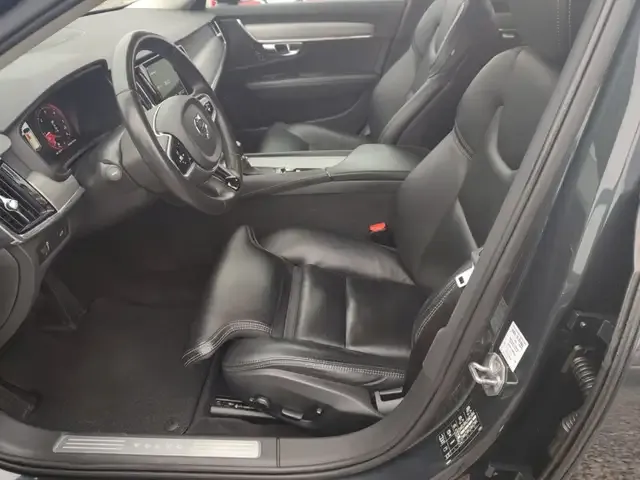 Volvo V90 Cross Country