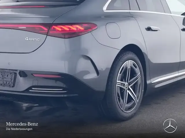 Mercedes-Benz EQE 350