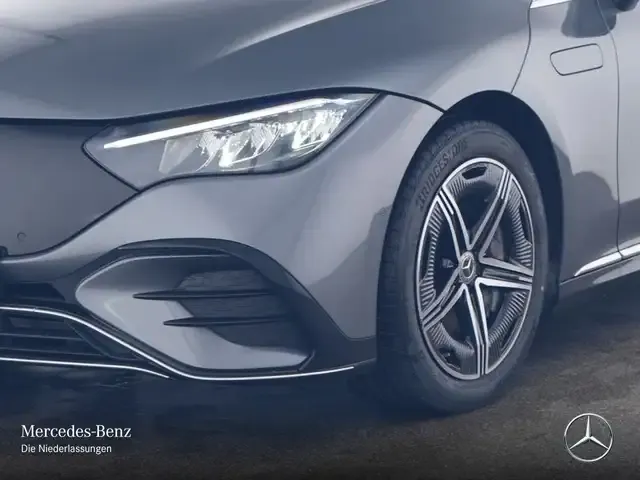 Mercedes-Benz EQE 350