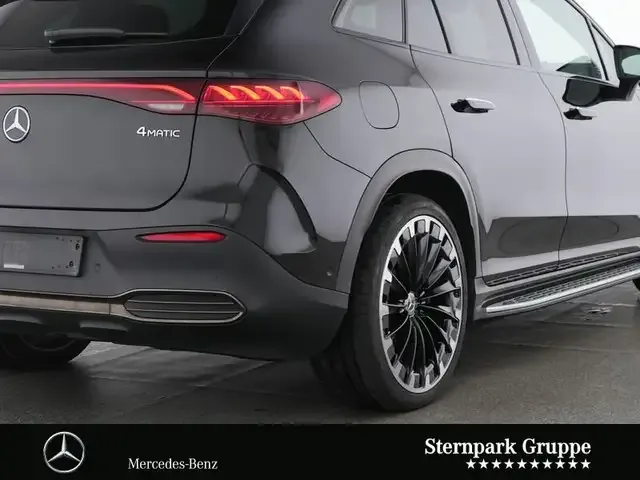 Mercedes-Benz EQE SUV