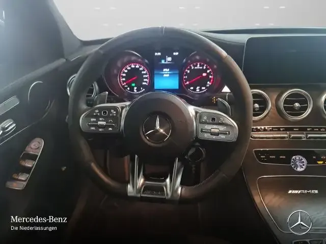 Mercedes-Benz C 63 AMG