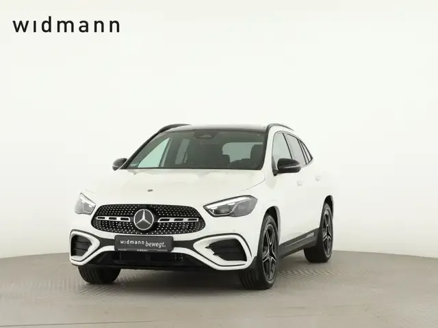 Mercedes-Benz GLA 200