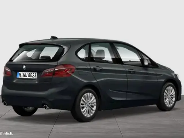 BMW 218