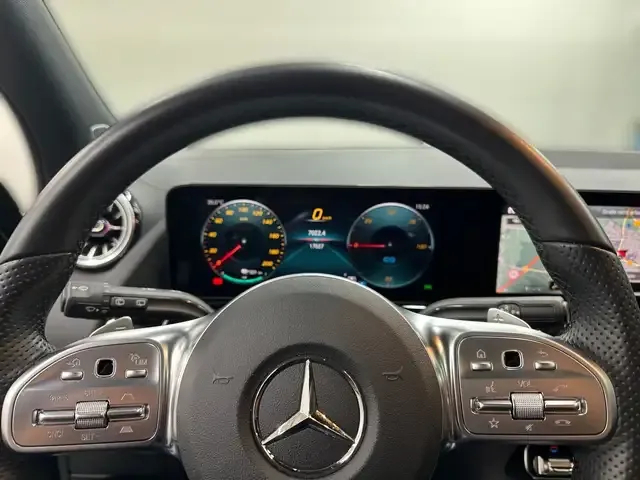 Mercedes-Benz EQA 250