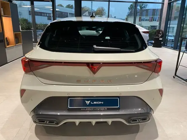 CUPRA Leon
