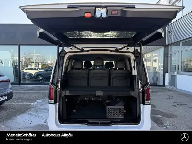 Mercedes-Benz EQV 300