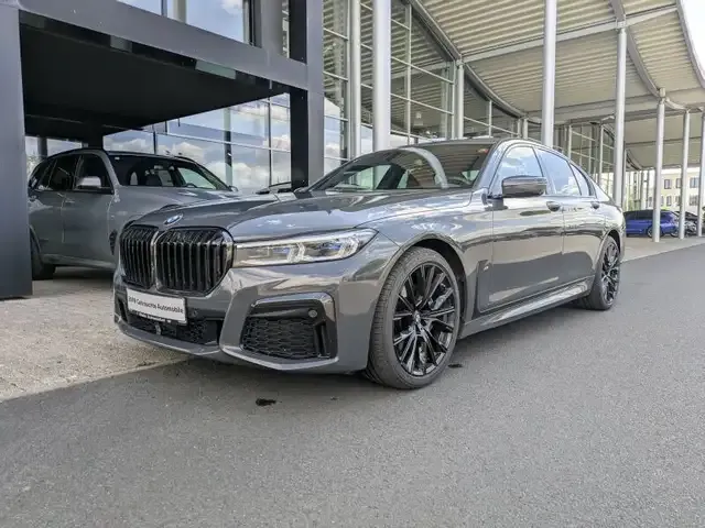 BMW 730