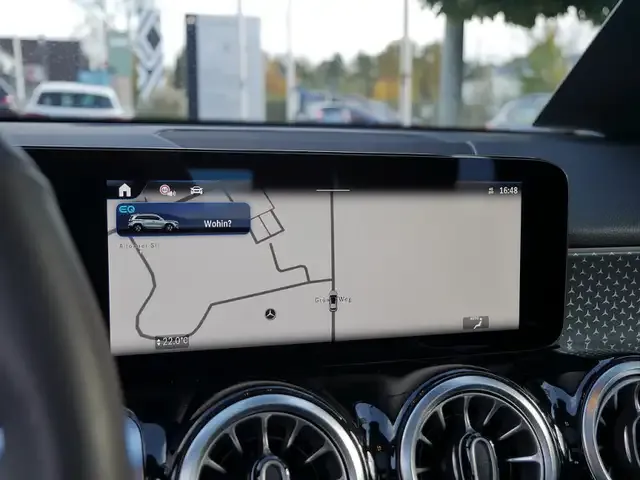 Mercedes-Benz EQB 250