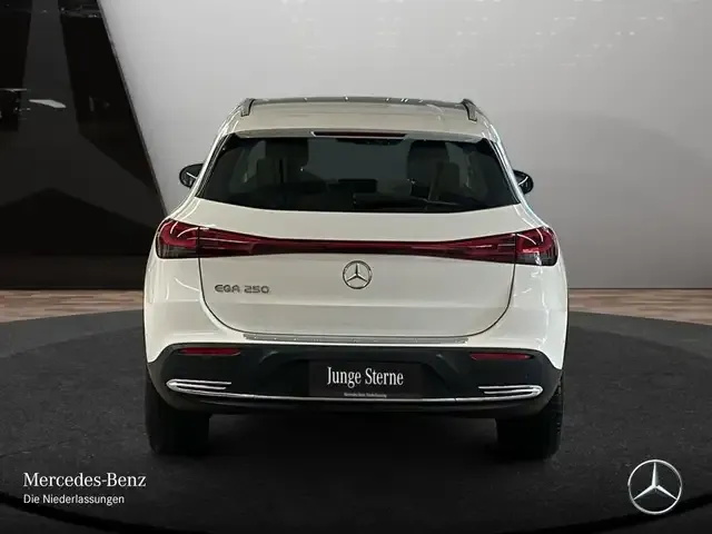 Mercedes-Benz EQA 250