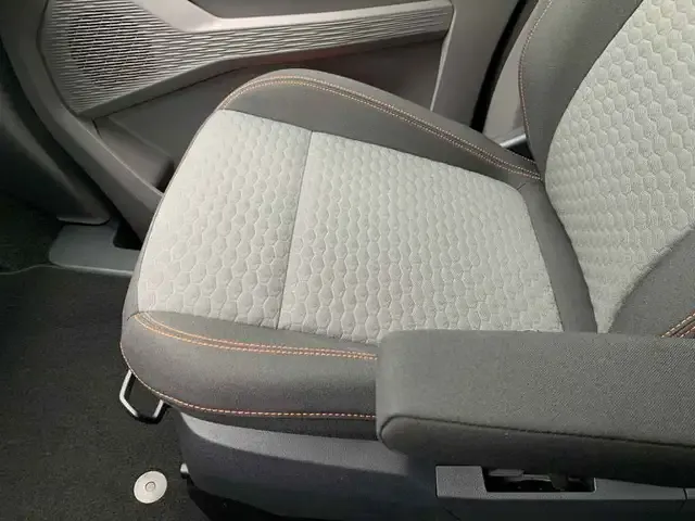 Volkswagen T7 Caravelle