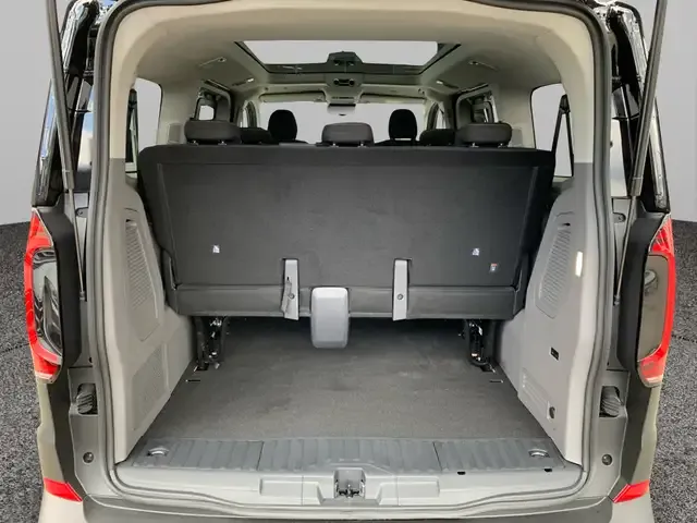 Volkswagen T7 Caravelle