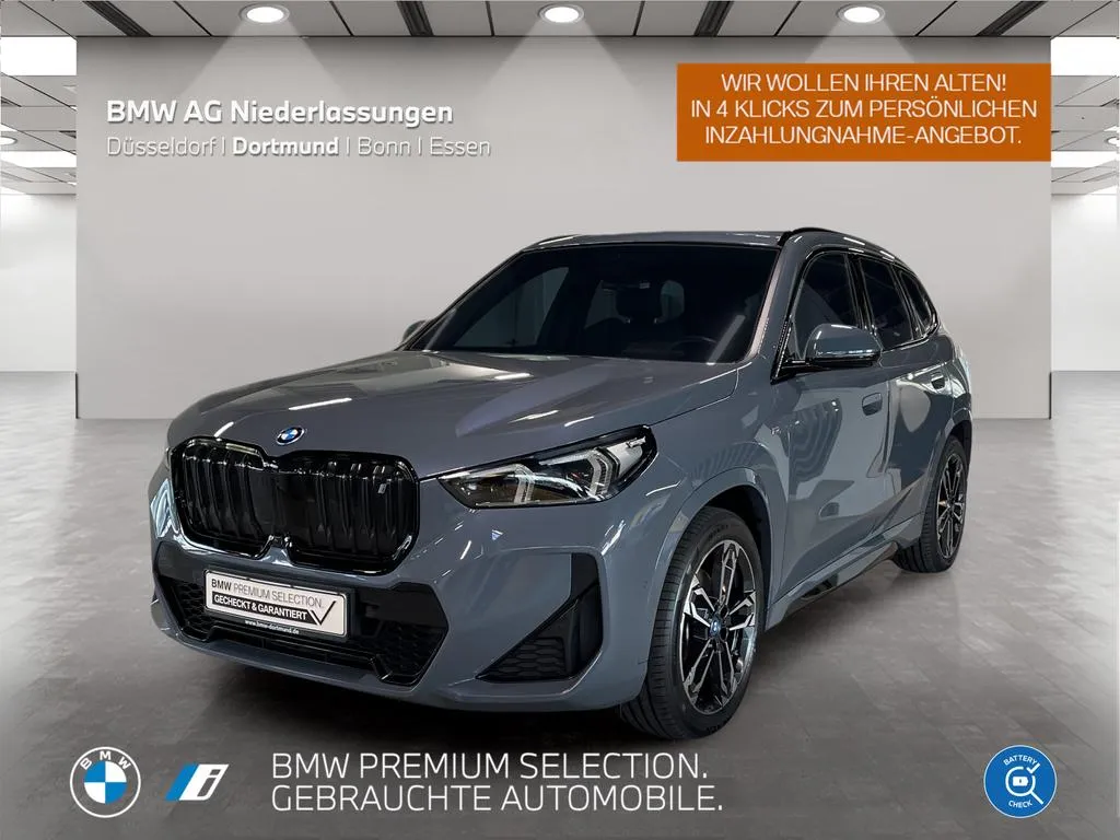 BMW iX1