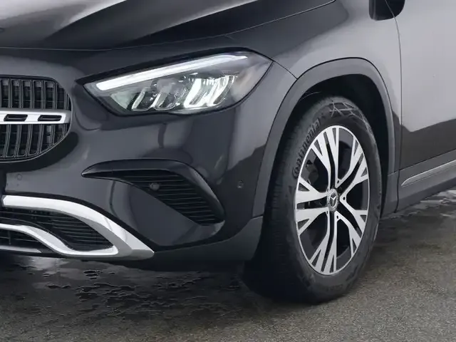 Mercedes-Benz GLA 180