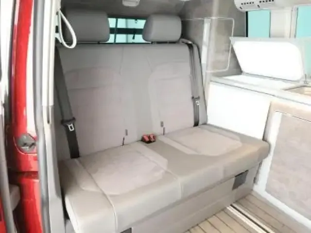 Volkswagen T6.1 California