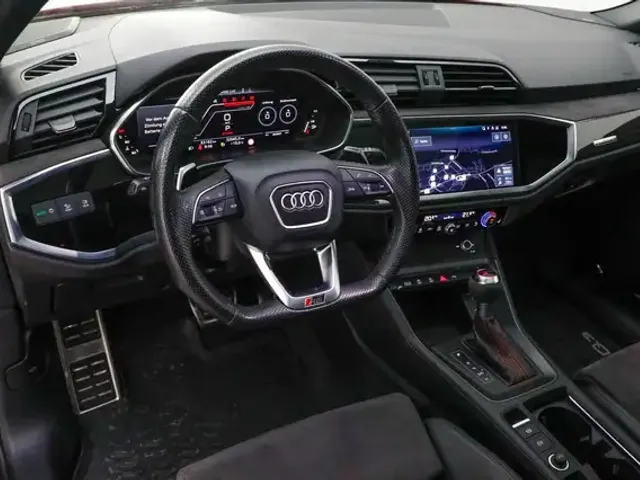 Audi RS Q3