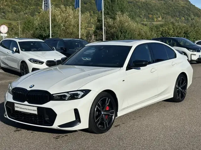 BMW 330