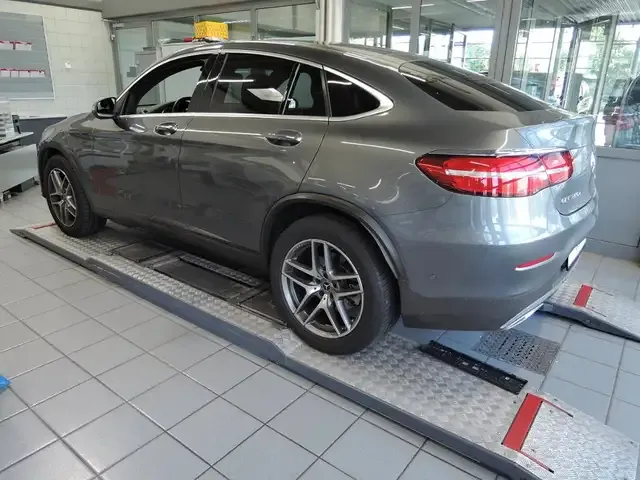 Mercedes-Benz GLC 350