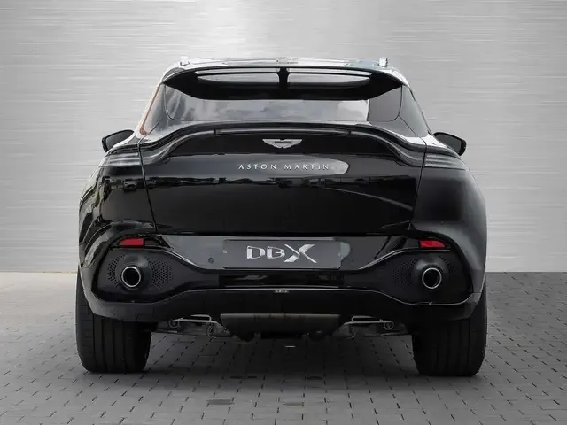 Aston Martin DBX