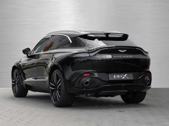 Aston Martin DBX