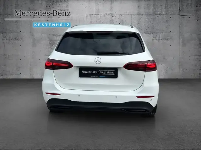 Mercedes-Benz B 220