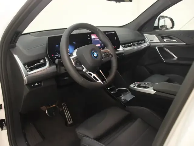 BMW iX2
