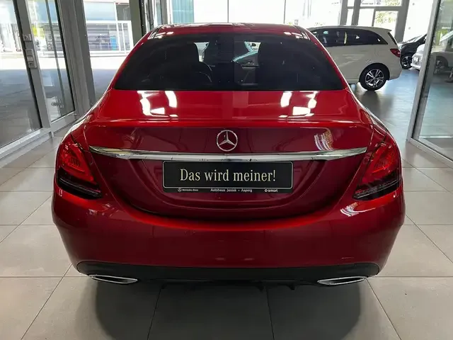 Mercedes-Benz C 180