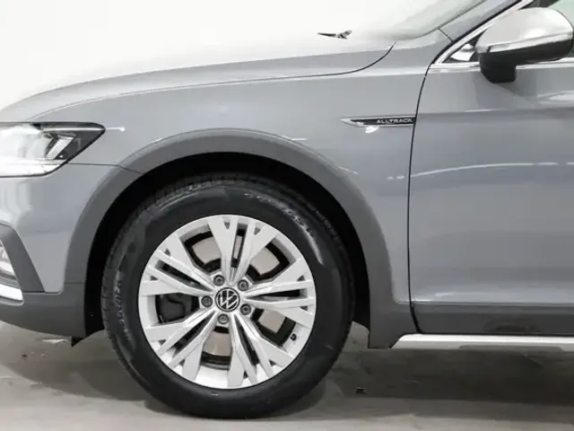 Volkswagen Passat Alltrack