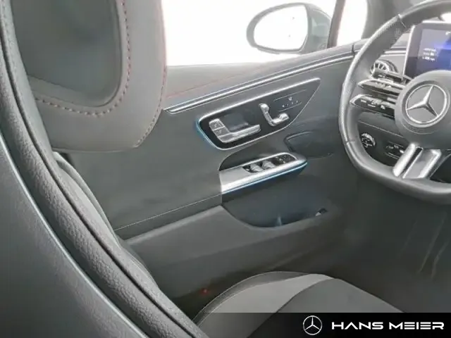 Mercedes-Benz EQE 300