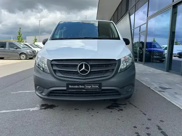 Mercedes-Benz Sonstiges