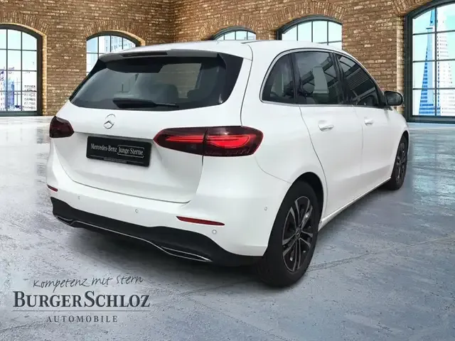 Mercedes-Benz B 200