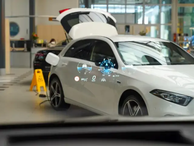 Mercedes-Benz EQE SUV