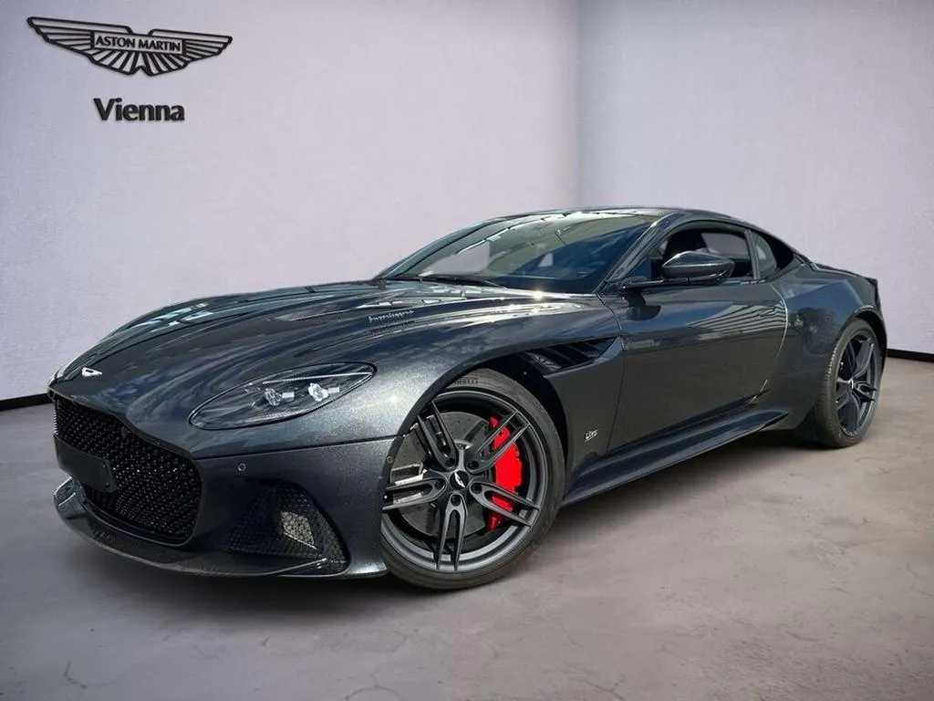 Aston Martin DBS