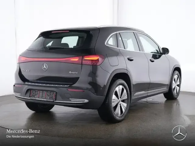 Mercedes-Benz EQA 300