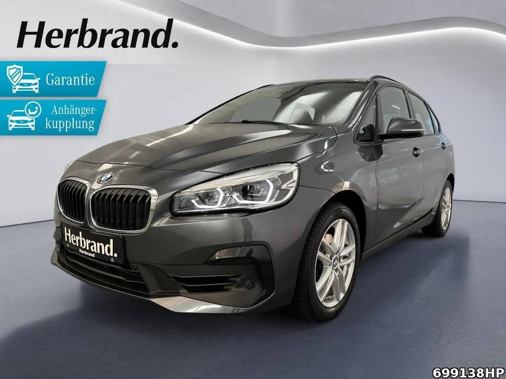 BMW 218