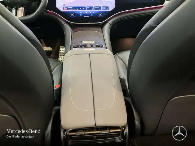 Mercedes-Benz EQS SUV