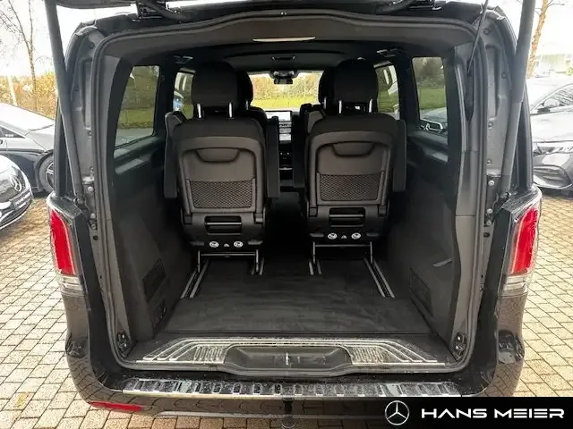 Mercedes-Benz V 250