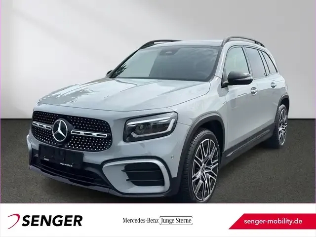 Mercedes-Benz GLB 200