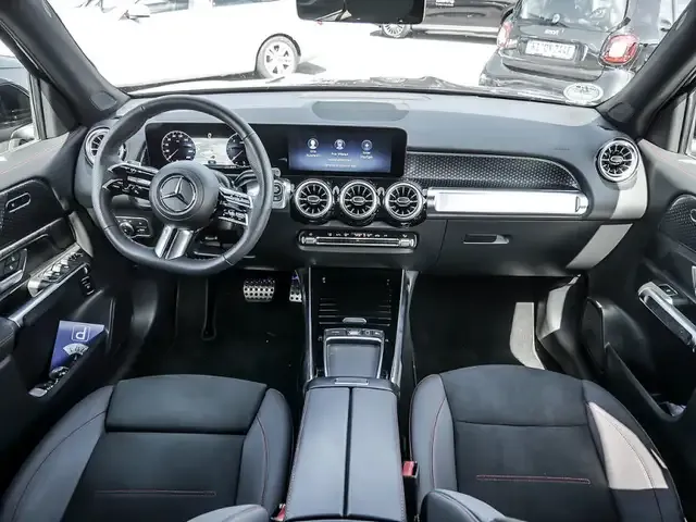 Mercedes-Benz GLB 200