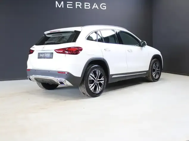 Mercedes-Benz GLA 250
