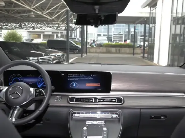 Mercedes-Benz EQV 300