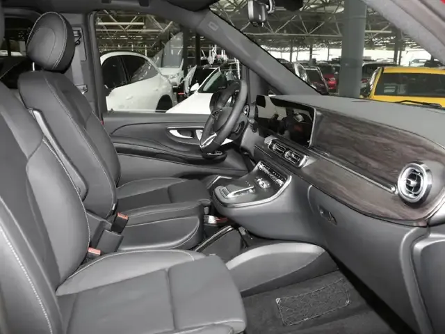 Mercedes-Benz EQV 300