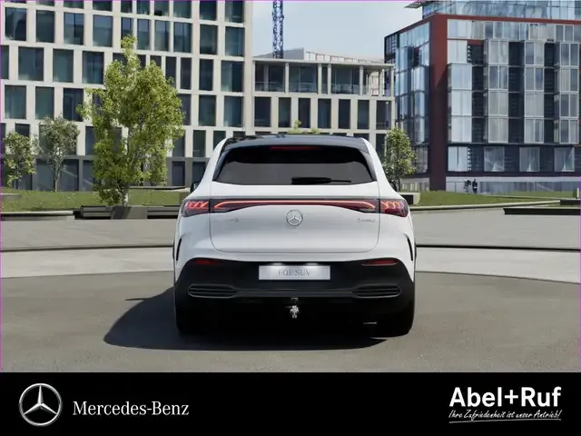Mercedes-Benz EQE SUV